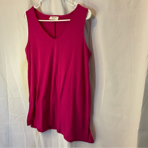 Zenana Women’s Spring Basics Sleeveless Top Size SMALL Magenta NWOT - Picture 2 of 5
